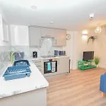 Spacious 1bed Mezzanine In Leeds (West Yorkshire)
