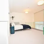 Spacious 1bed Mezzanine In Apartmán *