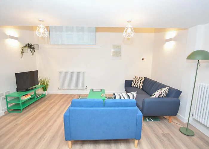 Spacious 1bed Mezzanine In Apartment *