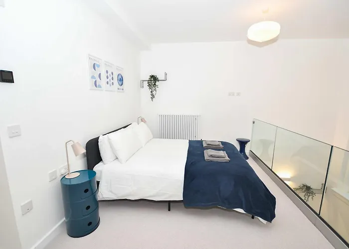 Apartamento Spacious 1bed Mezzanine In