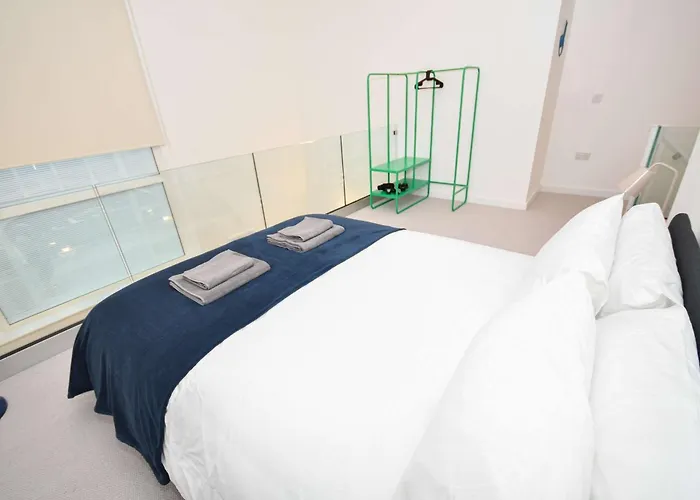 Spacious 1bed Mezzanine In *